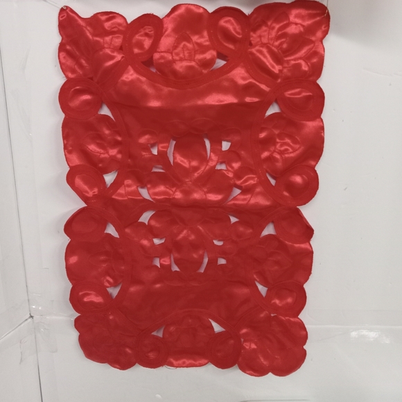 10 Vintage Satin Embroidered Cut-out Placemats, Table Mats 17x11" - Picture 7 of 7